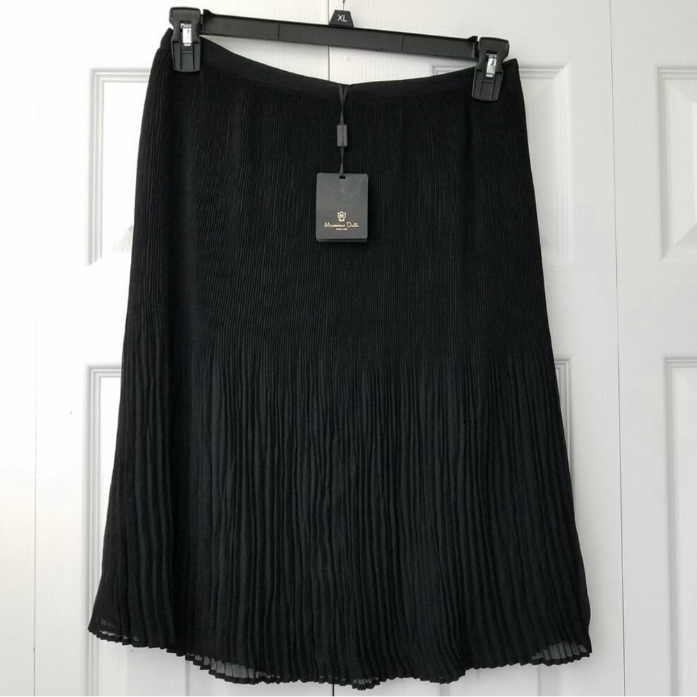 Massimo Dutti  Black Midi A-Line Pleated dressy Skirt,4, NWT